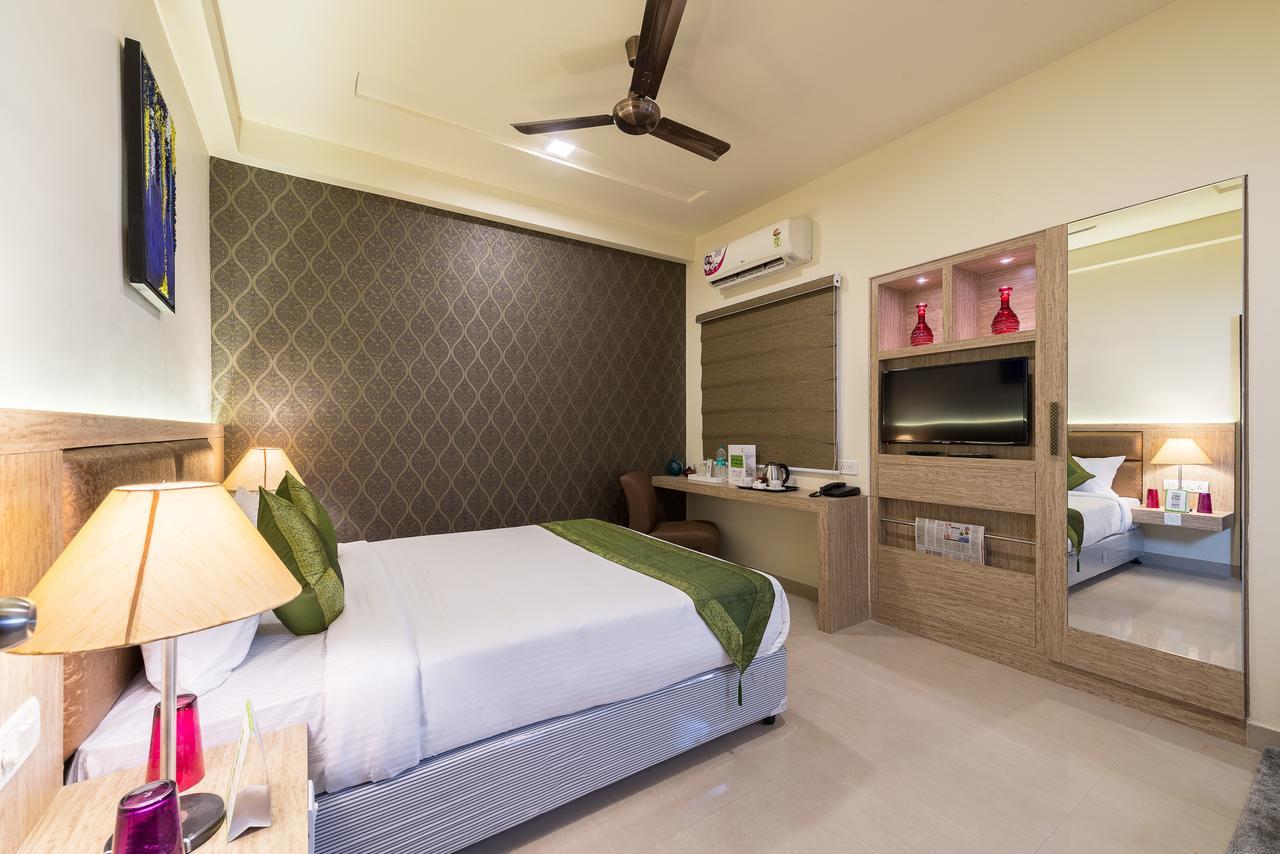 Hotel Treebo Nestlay Casa Čennai Exteriér fotografie